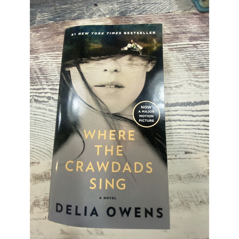 Where the Crawdads Sing Movie Tie-In Paperback Delia Owens 9780593540350 New